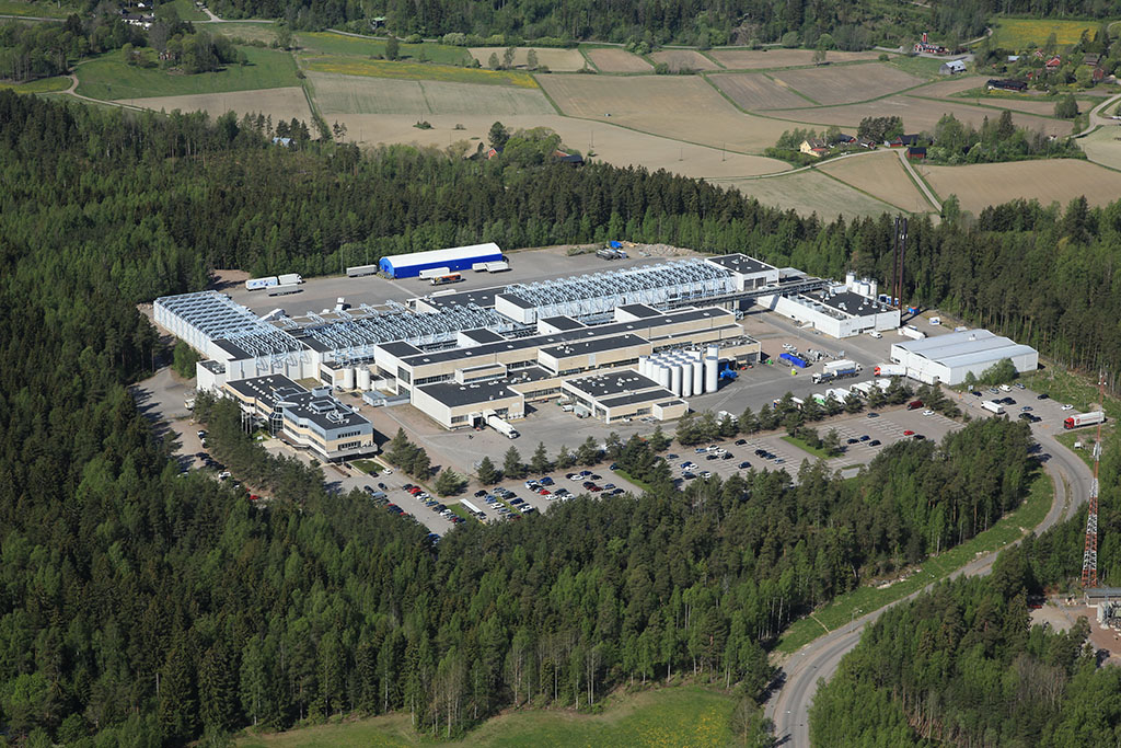 HUB logistics handles the internal logistics of Arla Oy’s Sipoo dairy