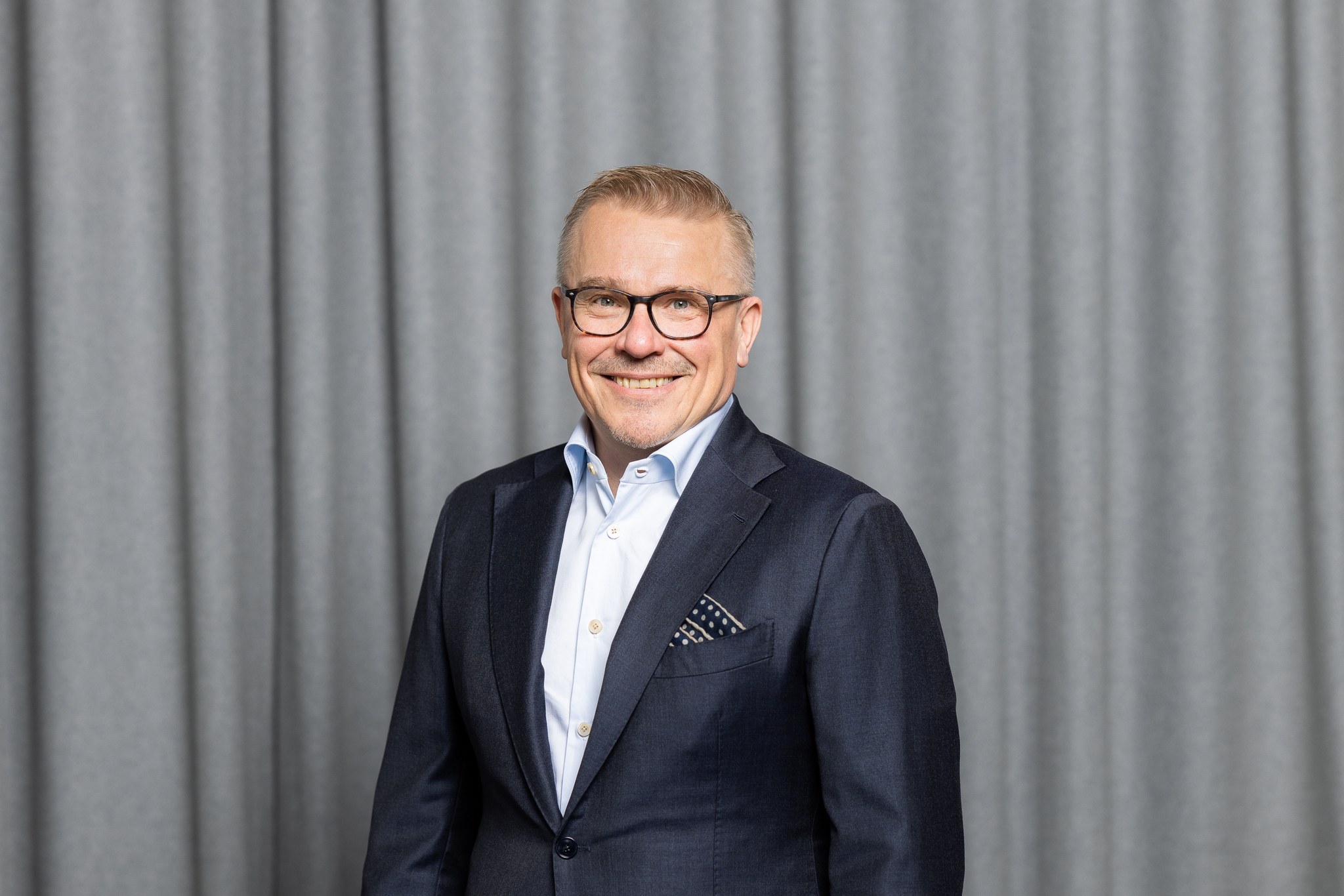 HUB logisticsin toimitusjohtaja Joni Sundelin nimitetty Logent Groupin Suomen johtoon