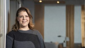 Aino Turunen aloitti HR-asiantuntijana Logentilla